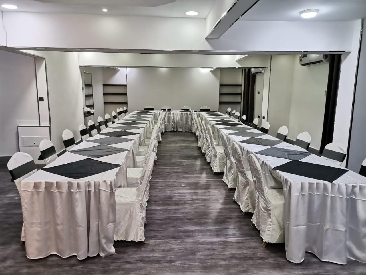 Al Hussam Hotel Apartments Rusayl Екстер'єр фото