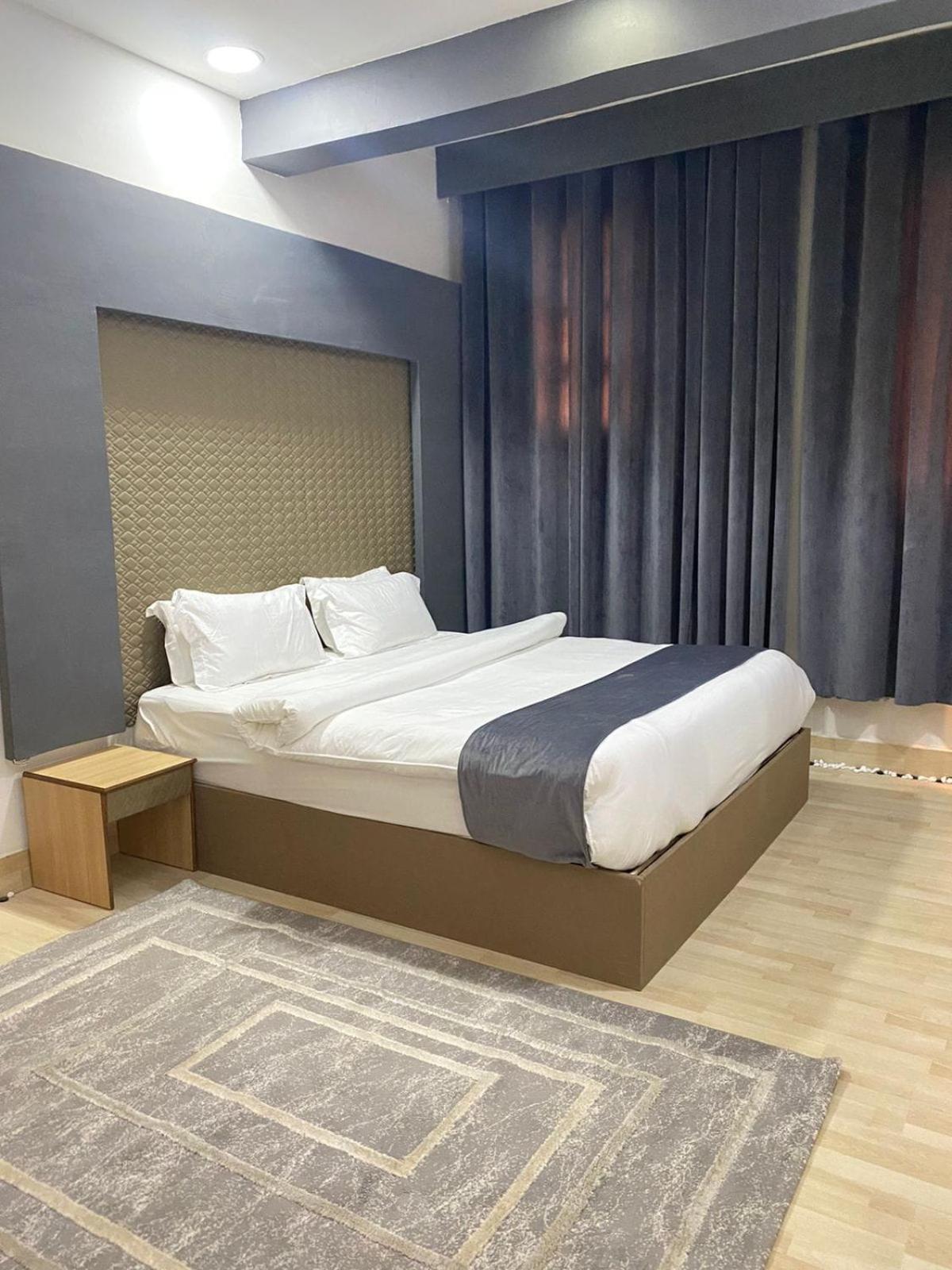 Al Hussam Hotel Apartments Rusayl Екстер'єр фото