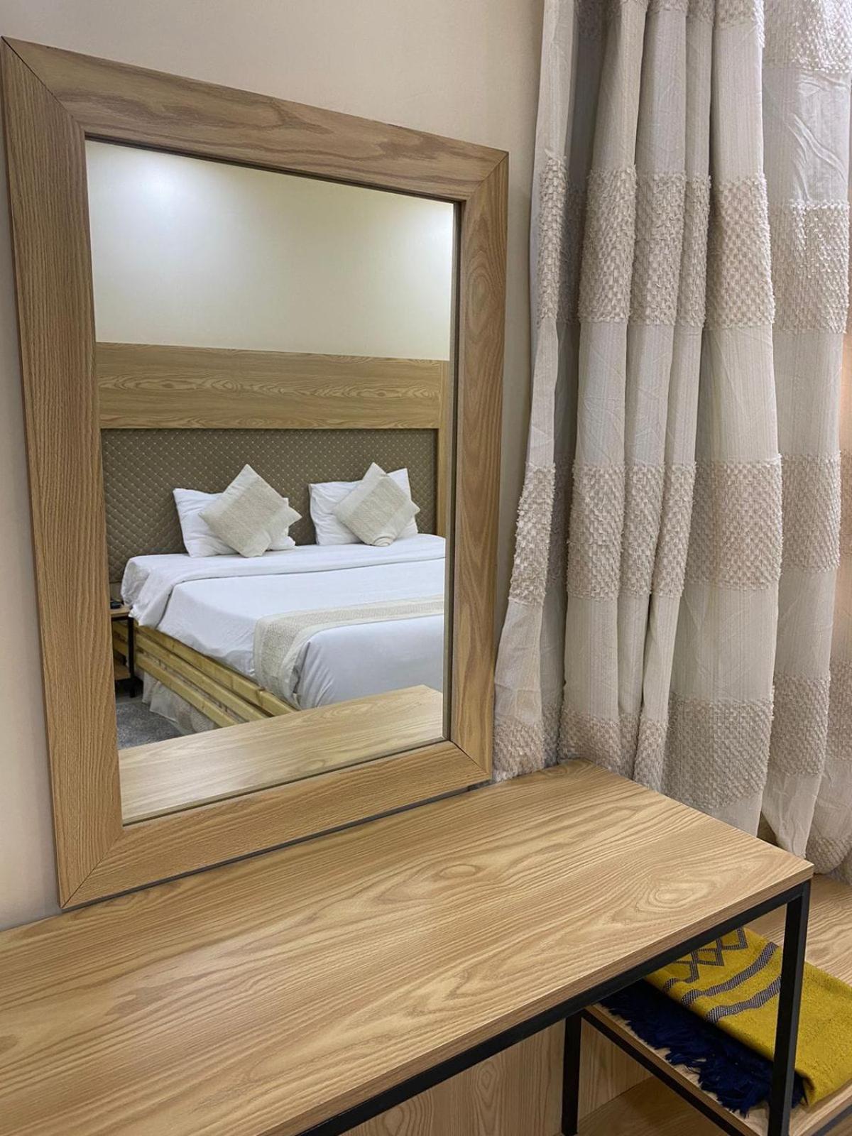 Al Hussam Hotel Apartments Rusayl Екстер'єр фото